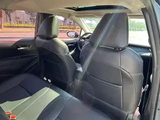 Toyota Corolla 2021 Double moteur 1.8L E-CVT Version avant-gardiste intérieur photo 12 Toyota Corolla 2021 Double moteur 1.8L E-CVT Version avant-gardiste intérieur photo 12