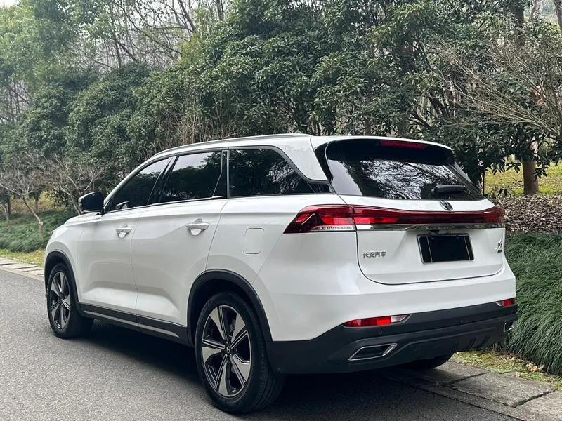 Changan X7 PLUS 2024 1.5T DCT Respected type 7 seat exterior photo 4 Changan X7 PLUS 2024 1.5T DCT Respected type 7 seat exterior photo 4