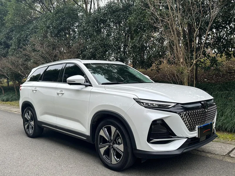 Changan X7 PLUS 2024 1.5T DCT Respected type 7 seat exterior photo 6 Changan X7 PLUS 2024 1.5T DCT Respected type 7 seat exterior photo 6