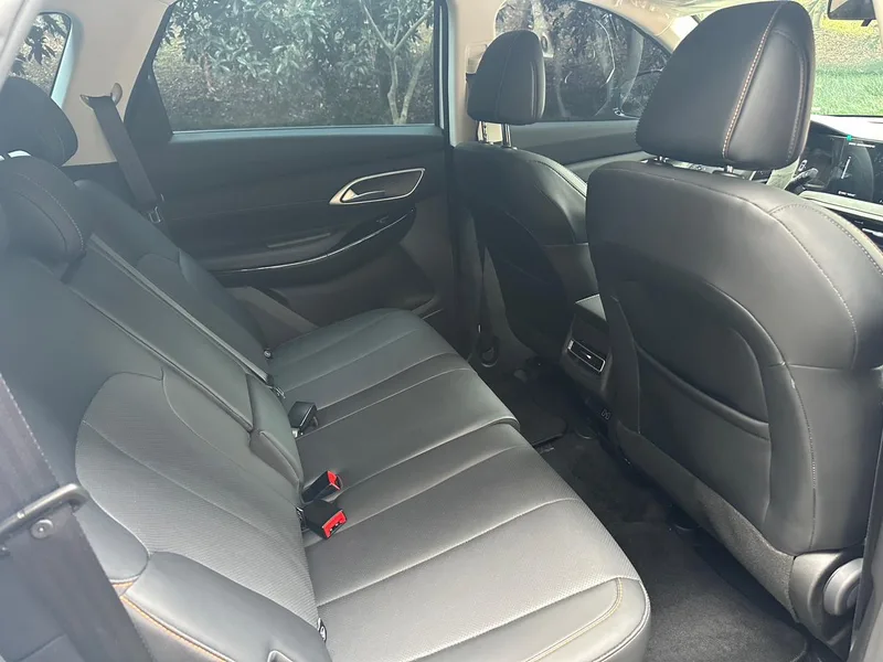Changan X7 PLUS 2024 1.5T DCT Respected type 7 seat interior photo 15 Changan X7 PLUS 2024 1.5T DCT Respected type 7 seat interior photo 15