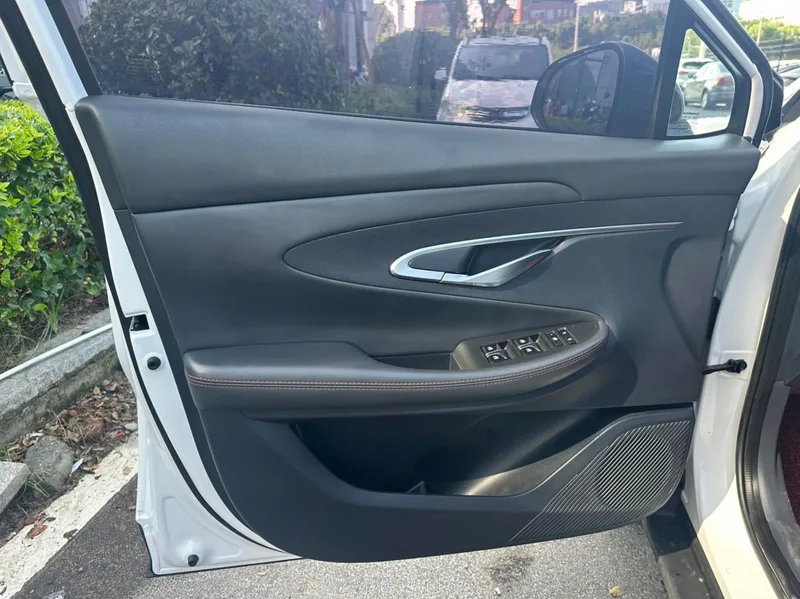 Changan UNI-T 2021 1.5T Excellence-type interior photo 14 Changan UNI-T 2021 1.5T Excellence-type interior photo 14