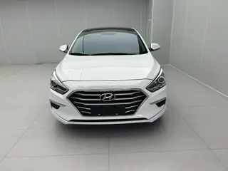Hyundai Mistra 2017 1.8L automatic intelligent type GLS China V interior photo 10 Hyundai Mistra 2017 1.8L automatic intelligent type GLS China V interior photo 10