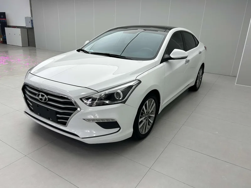 Hyundai Mistra 2017 1.8L automatic intelligent type GLS China V interior photo 11 Hyundai Mistra 2017 1.8L automatic intelligent type GLS China V interior photo 11