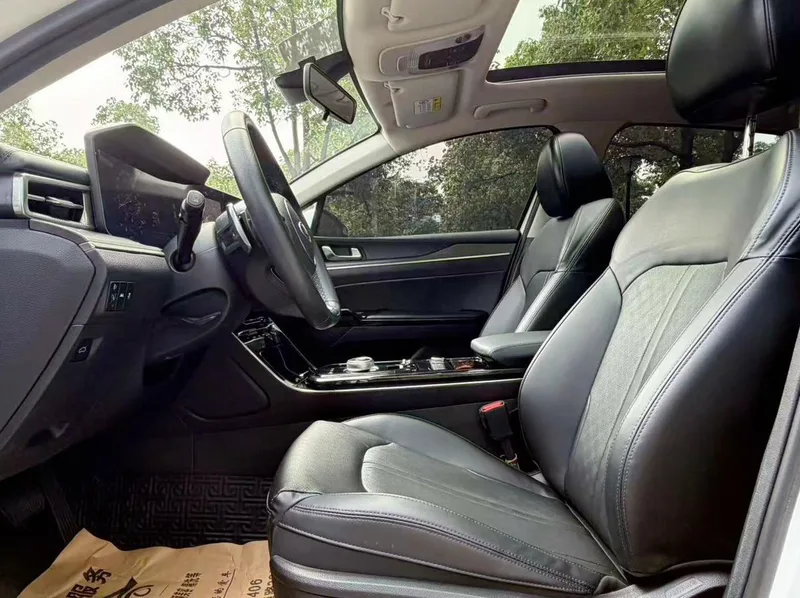 Kia K5 2020 270T CVVD Edición de tecnología de lujo interior foto 10 Kia K5 2020 270T CVVD Edición de tecnología de lujo interior foto 10