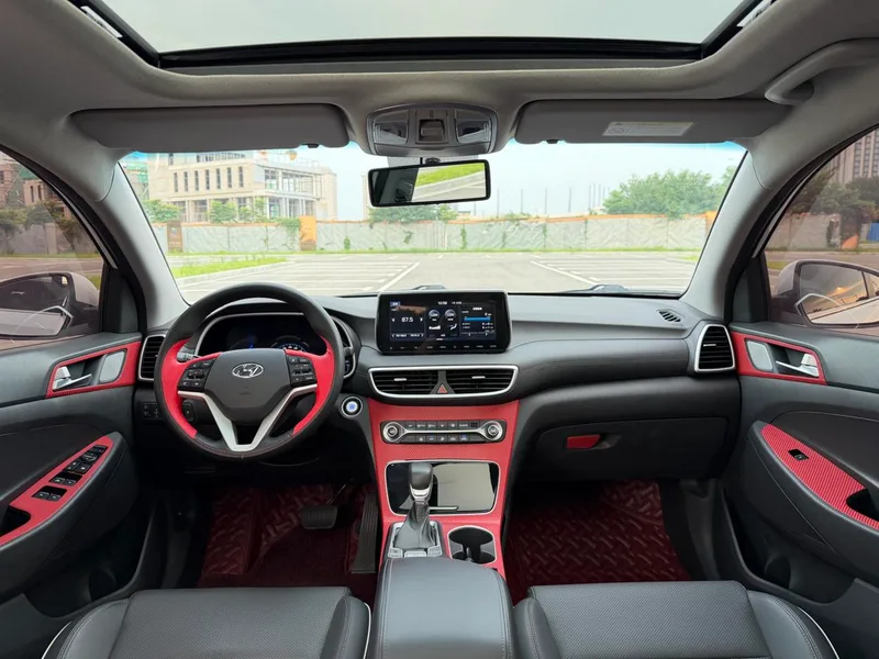 Hyundai Tucson 2020 280TGDi Dual-clutch two-drive fashion version Country VI exterior photo 7 Hyundai Tucson 2020 280TGDi Dual-clutch two-drive fashion version Country VI exterior photo 7