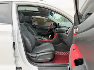 Hyundai Tucson 2020 280TGDi Dual-clutch two-drive fashion version Country VI interior photo 14 Hyundai Tucson 2020 280TGDi Dual-clutch two-drive fashion version Country VI interior photo 14