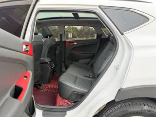 Hyundai Tucson 2020 280TGDi Dual-clutch two-drive fashion version Country VI interior photo 16 Hyundai Tucson 2020 280TGDi Dual-clutch two-drive fashion version Country VI interior photo 16