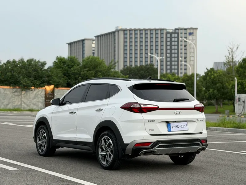 Hyundai Tucson 2020 280TGDi Dual-clutch two-drive fashion version Country VI interior photo 17 Hyundai Tucson 2020 280TGDi Dual-clutch two-drive fashion version Country VI interior photo 17