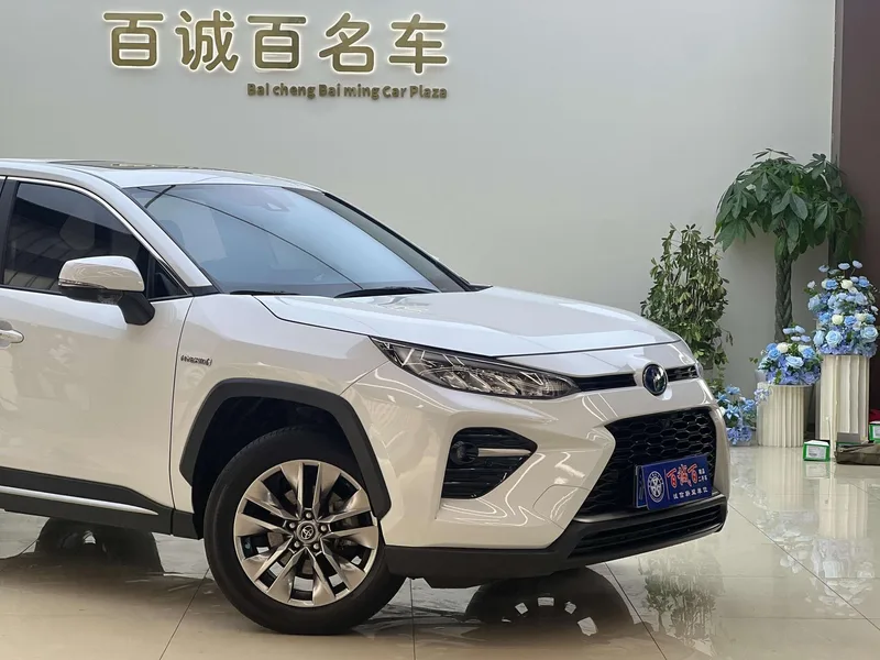 Toyota Wildlander 2022 Dual Power 2.5L Two-wheel drive luxury PLUS version exterior photo 4 Toyota Wildlander 2022 Dual Power 2.5L Two-wheel drive luxury PLUS version exterior photo 4
