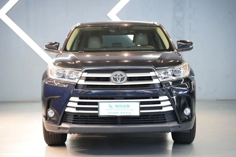 Toyota Highlander 2018 2.0T Two-wheel drive elite version 5 seat Country VI exterior photo 2 Toyota Highlander 2018 2.0T Two-wheel drive elite version 5 seat Country VI exterior photo 2