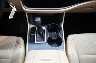 Toyota Highlander 2018 2.0T Two-wheel drive elite version 5 seat Country VI interior photo 17 Toyota Highlander 2018 2.0T Two-wheel drive elite version 5 seat Country VI interior photo 17