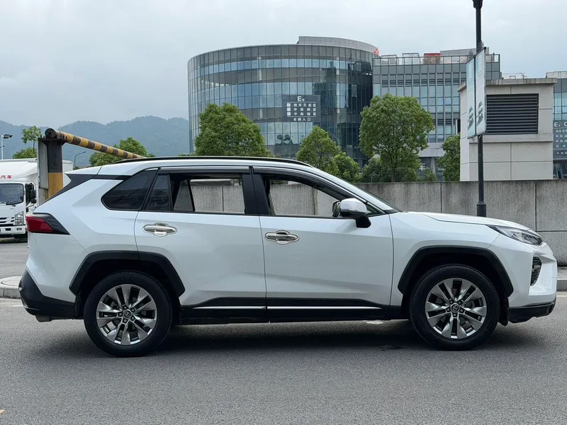 Toyota Wildlander 2022 2.0L Two-wheel drive luxury edition exterior photo 4 Toyota Wildlander 2022 2.0L Two-wheel drive luxury edition exterior photo 4