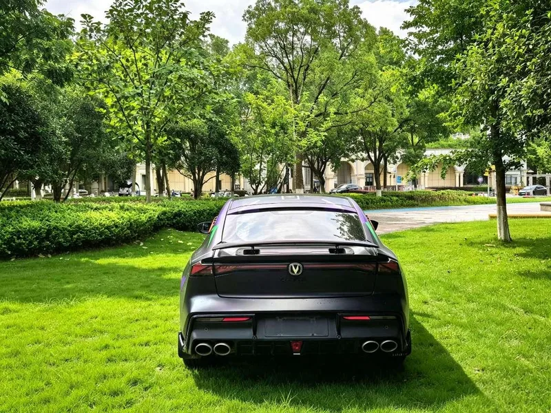 Changan UNI-V 2023 2.0T forward speed version exterior photo 4 Changan UNI-V 2023 2.0T forward speed version exterior photo 4