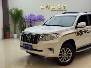 Toyota Prado 2018 3.5L Automatique TX extérieur photo 2 Toyota Prado 2018 3.5L Automatique TX extérieur photo 2