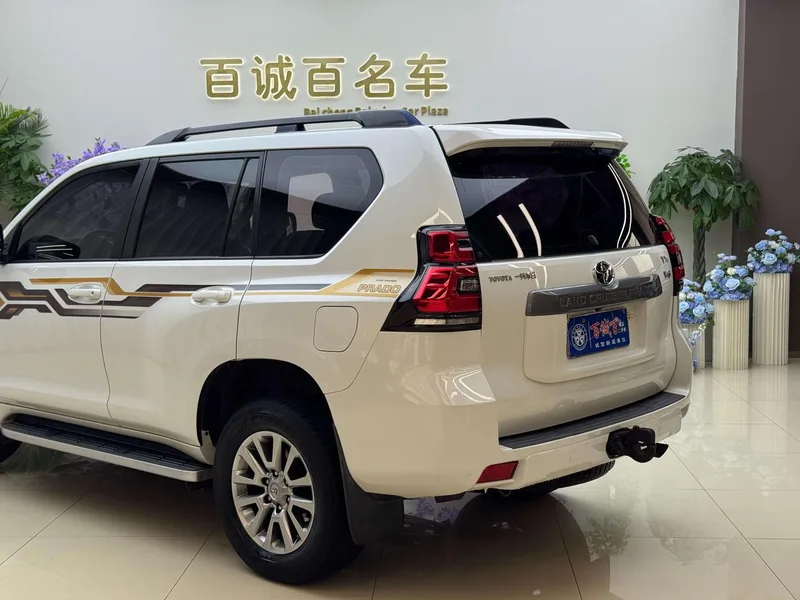 Toyota Prado 2018 3.5L Automatique TX extérieur photo 8 Toyota Prado 2018 3.5L Automatique TX extérieur photo 8