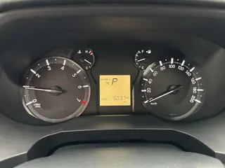 Toyota Prado 2018 3.5L Automatique TX intérieur photo 18 Toyota Prado 2018 3.5L Automatique TX intérieur photo 18