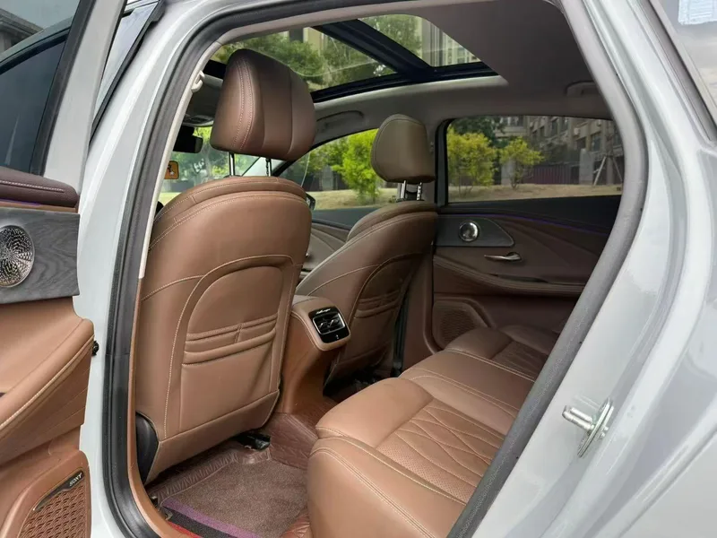 Chery Arrizo 8 2024 Versión de alta energía 2.0T DCT Jin interior foto 8 Chery Arrizo 8 2024 Versión de alta energía 2.0T DCT Jin interior foto 8