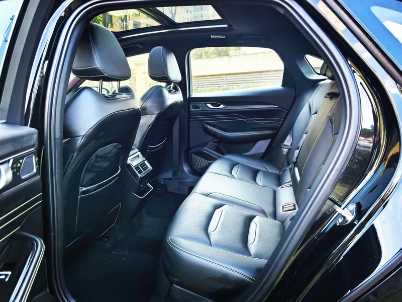Geely Preface 2023 1.5T Version Kunlun intérieur photo 10 Geely Preface 2023 1.5T Version Kunlun intérieur photo 10