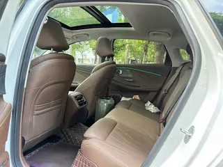 Chery Arrizo 8 2024 Versión de alta energía 2.0T DCT Jin interior foto 14 Chery Arrizo 8 2024 Versión de alta energía 2.0T DCT Jin interior foto 14