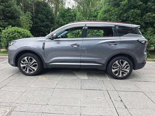 Chery Tiggo 7 PLUS 2023 1.6TGDI DCT Finition premium intérieur photo 13 Chery Tiggo 7 PLUS 2023 1.6TGDI DCT Finition premium intérieur photo 13