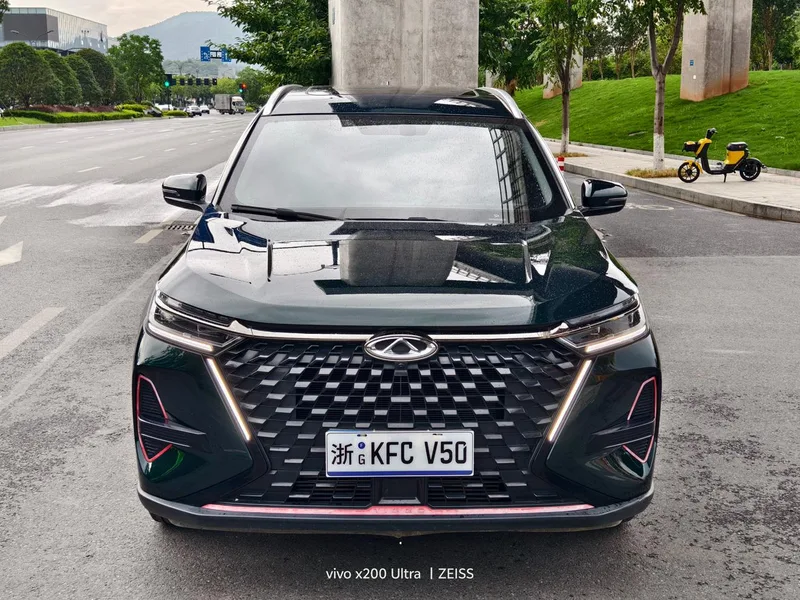 Chery Tiggo 8 Pro 2022 390T Versión Sky Dome con tracción en dos ruedas 7 Asiento exterior foto 2 Chery Tiggo 8 Pro 2022 390T Versión Sky Dome con tracción en dos ruedas 7 Asiento exterior foto 2