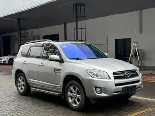 Toyota RAV4 2011 2.0L Edición clásica automática exterior foto 3 Toyota RAV4 2011 2.0L Edición clásica automática exterior foto 3