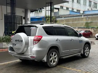 Toyota RAV4 2011 2.0L Edición clásica automática interior foto 12 Toyota RAV4 2011 2.0L Edición clásica automática interior foto 12