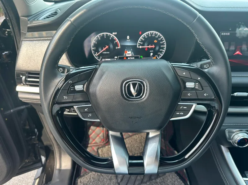 Changan CS95 2019 2.0T Four-wheel drive luxury model interior photo 12 Changan CS95 2019 2.0T Four-wheel drive luxury model interior photo 12