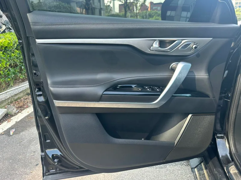 Changan CS95 2019 2.0T Four-wheel drive luxury model interior photo 14 Changan CS95 2019 2.0T Four-wheel drive luxury model interior photo 14