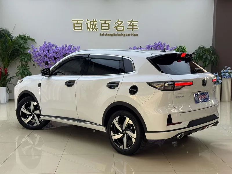 Changan CS55 PLUS 2024 Tercera generación 1.5T DCT Tipo de excelencia exterior foto 7 Changan CS55 PLUS 2024 Tercera generación 1.5T DCT Tipo de excelencia exterior foto 7