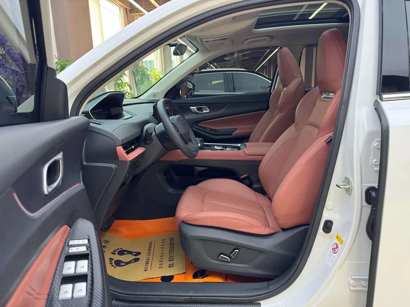 Changan CS55 PLUS 2024 Tercera generación 1.5T DCT Tipo de excelencia exterior foto 9 Changan CS55 PLUS 2024 Tercera generación 1.5T DCT Tipo de excelencia exterior foto 9