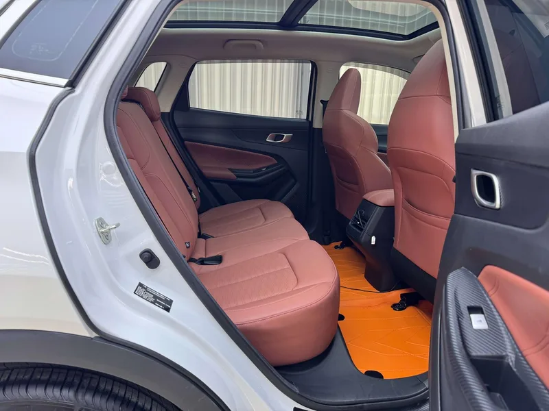 Changan CS55 PLUS 2024 Tercera generación 1.5T DCT Tipo de excelencia interior foto 12 Changan CS55 PLUS 2024 Tercera generación 1.5T DCT Tipo de excelencia interior foto 12