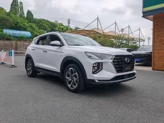 Hyundai Tucson 2020 280TGDi Versión de moda de tracción en dos ruedas de doble embrague País VI exterior foto 3 Hyundai Tucson 2020 280TGDi Versión de moda de tracción en dos ruedas de doble embrague País VI exterior foto 3