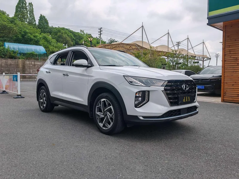 Hyundai Tucson 2020 280TGDi Versión de moda de tracción en dos ruedas de doble embrague País VI exterior foto 3 Hyundai Tucson 2020 280TGDi Versión de moda de tracción en dos ruedas de doble embrague País VI exterior foto 3