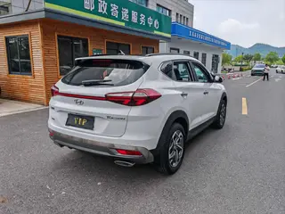 Hyundai Tucson 2020 280TGDi Versión de moda de tracción en dos ruedas de doble embrague País VI exterior foto 4 Hyundai Tucson 2020 280TGDi Versión de moda de tracción en dos ruedas de doble embrague País VI exterior foto 4