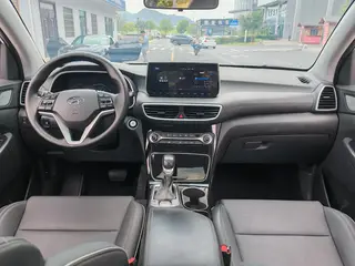 Hyundai Tucson 2020 280TGDi Versión de moda de tracción en dos ruedas de doble embrague País VI interior foto 14 Hyundai Tucson 2020 280TGDi Versión de moda de tracción en dos ruedas de doble embrague País VI interior foto 14