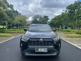 Toyota RAV4 2023 2.0L CVT Two-Drive Fashion Edition exterior photo 3 Toyota RAV4 2023 2.0L CVT Two-Drive Fashion Edition exterior photo 3