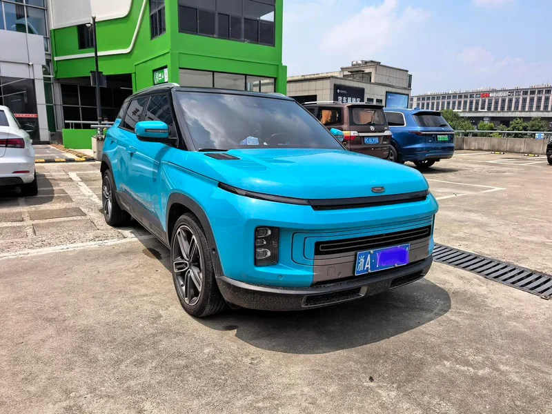 Geely ICON 2020 1.5TD DCT i9 BSG exterior foto 3 Geely ICON 2020 1.5TD DCT i9 BSG exterior foto 3