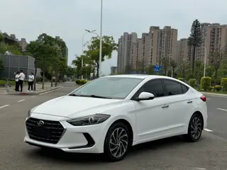 Hyundai Elantra Lingdong 2020 1.5L CVT Zhixuan Type d'élite