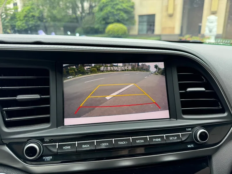 Hyundai Elantra Lingdong 2020 1.5L CVT Smart Display Elite-type exterior photo 10 Hyundai Elantra Lingdong 2020 1.5L CVT Smart Display Elite-type exterior photo 10