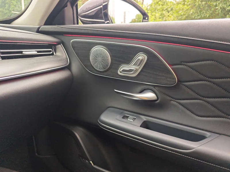 Chery Arrizo 8 PRO 2025 1.6T DCT De lujo interior foto 14 Chery Arrizo 8 PRO 2025 1.6T DCT De lujo interior foto 14