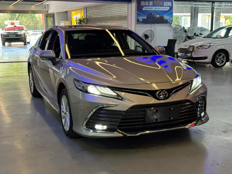 Toyota Camry 2023 2.0G Edición de lujo exterior foto 4 Toyota Camry 2023 2.0G Edición de lujo exterior foto 4