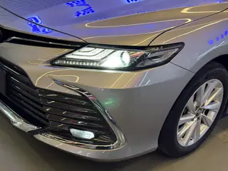 Toyota Camry 2023 2.0G Edición de lujo interior foto 11 Toyota Camry 2023 2.0G Edición de lujo interior foto 11