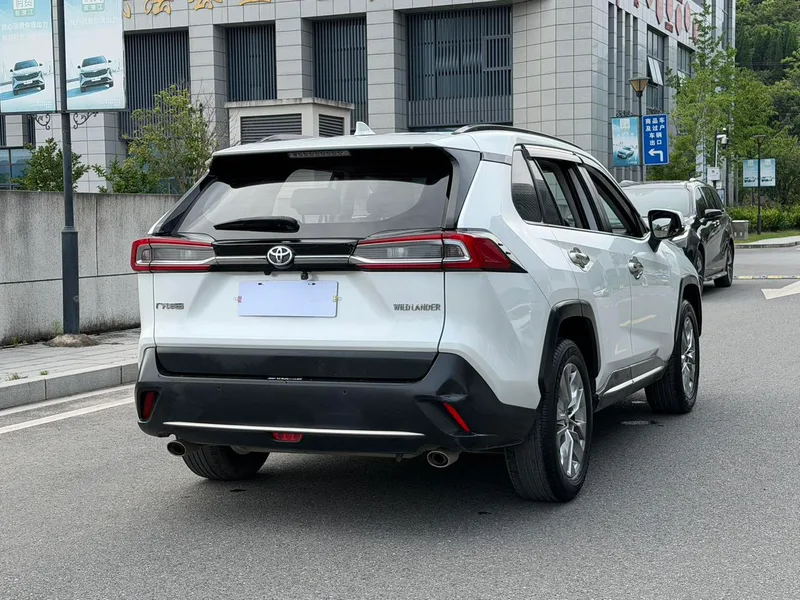Toyota Wildlander 2022 2.0L Version de luxe à deux roues motrices extérieur photo 5 Toyota Wildlander 2022 2.0L Version de luxe à deux roues motrices extérieur photo 5