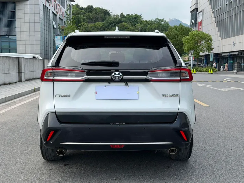 Toyota Wildlander 2022 2.0L Version de luxe à deux roues motrices extérieur photo 6 Toyota Wildlander 2022 2.0L Version de luxe à deux roues motrices extérieur photo 6