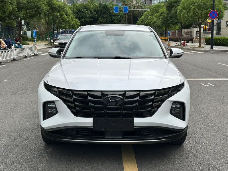 Hyundai Tucson 2021 Tucson L 1.5T GLX Two-wheel drive elite version exterior photo 2 Hyundai Tucson 2021 Tucson L 1.5T GLX Two-wheel drive elite version exterior photo 2