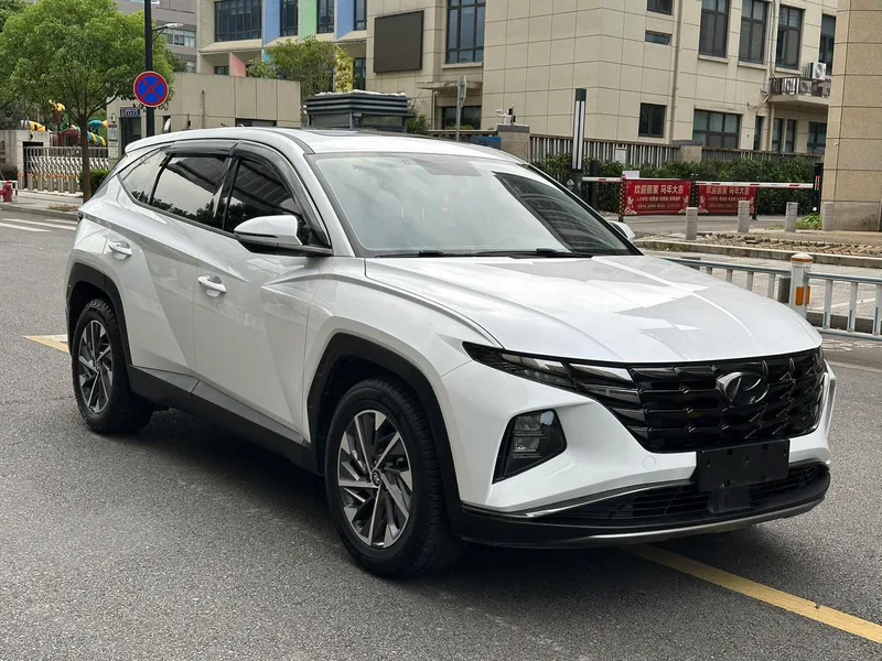 Hyundai Tucson 2021 Tucson L 1.5T GLX Two-wheel drive elite version exterior photo 3 Hyundai Tucson 2021 Tucson L 1.5T GLX Two-wheel drive elite version exterior photo 3