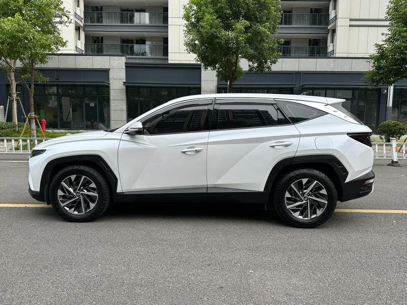 Hyundai Tucson 2021 Tucson L 1.5T GLX Two-wheel drive elite version interior photo 13 Hyundai Tucson 2021 Tucson L 1.5T GLX Two-wheel drive elite version interior photo 13
