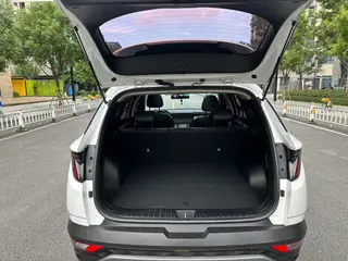 Hyundai Tucson 2021 Tucson L 1.5T GLX Two-wheel drive elite version interior photo 17 Hyundai Tucson 2021 Tucson L 1.5T GLX Two-wheel drive elite version interior photo 17