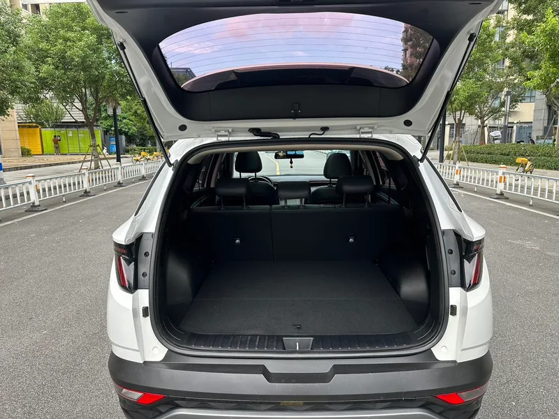 Hyundai Tucson 2021 Tucson L 1.5T GLX Two-wheel drive elite version interior photo 17 Hyundai Tucson 2021 Tucson L 1.5T GLX Two-wheel drive elite version interior photo 17